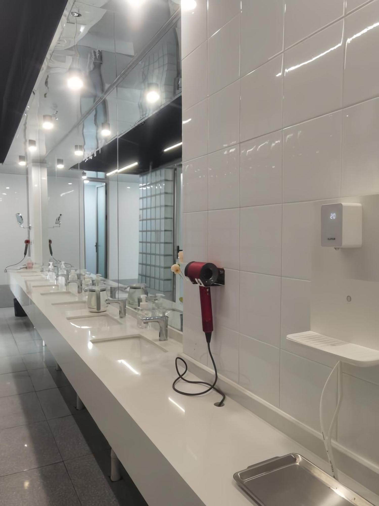 Weflow Youth Hostel - Shanghai People'S Square Jing'An Joy City Ngoại thất bức ảnh